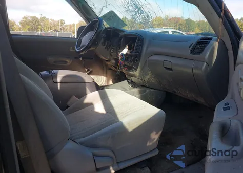 2004 Toyota Tundra Sr5 V8 из США, поврежденный, VIN 5TBBT44184S449402